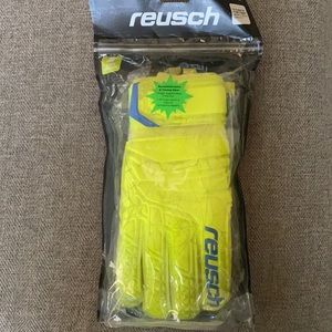 Reusch Keeper Gloves